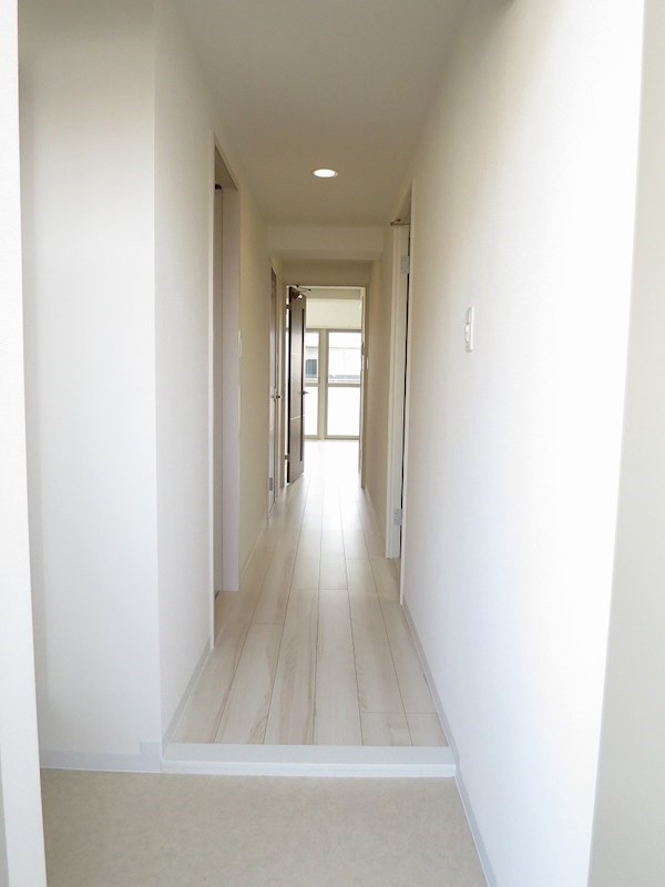 ビビアンパレス桜川公園 玄関