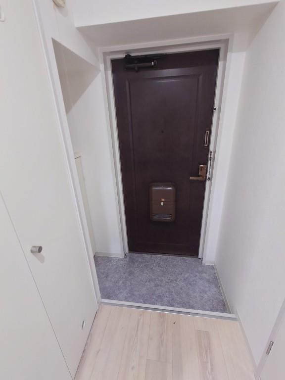 シャイン塩釜ハイツ 玄関