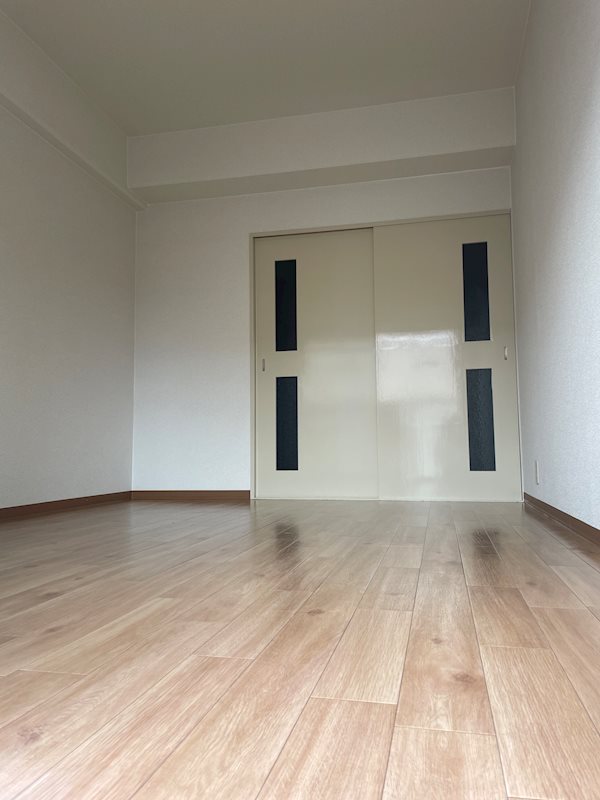 コスモハイツ西川 ベッドルーム