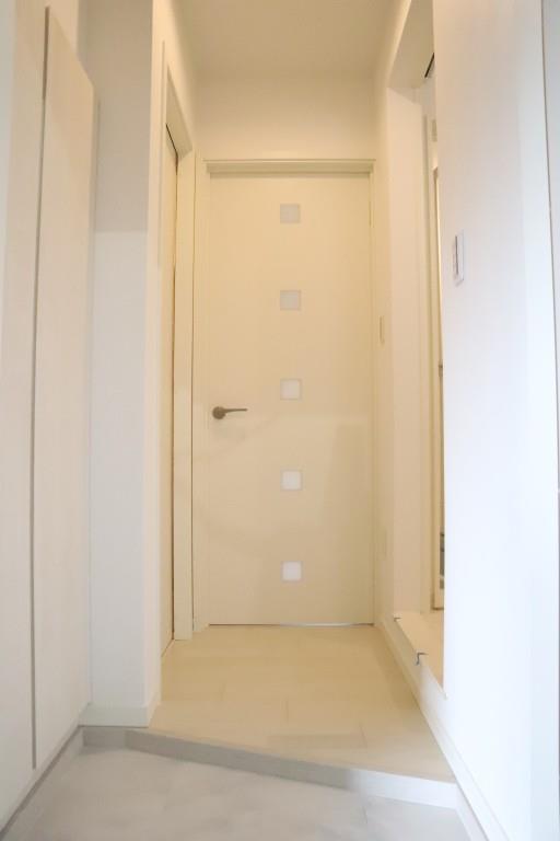 グランパシフィック長橋スクエアⅡ 玄関