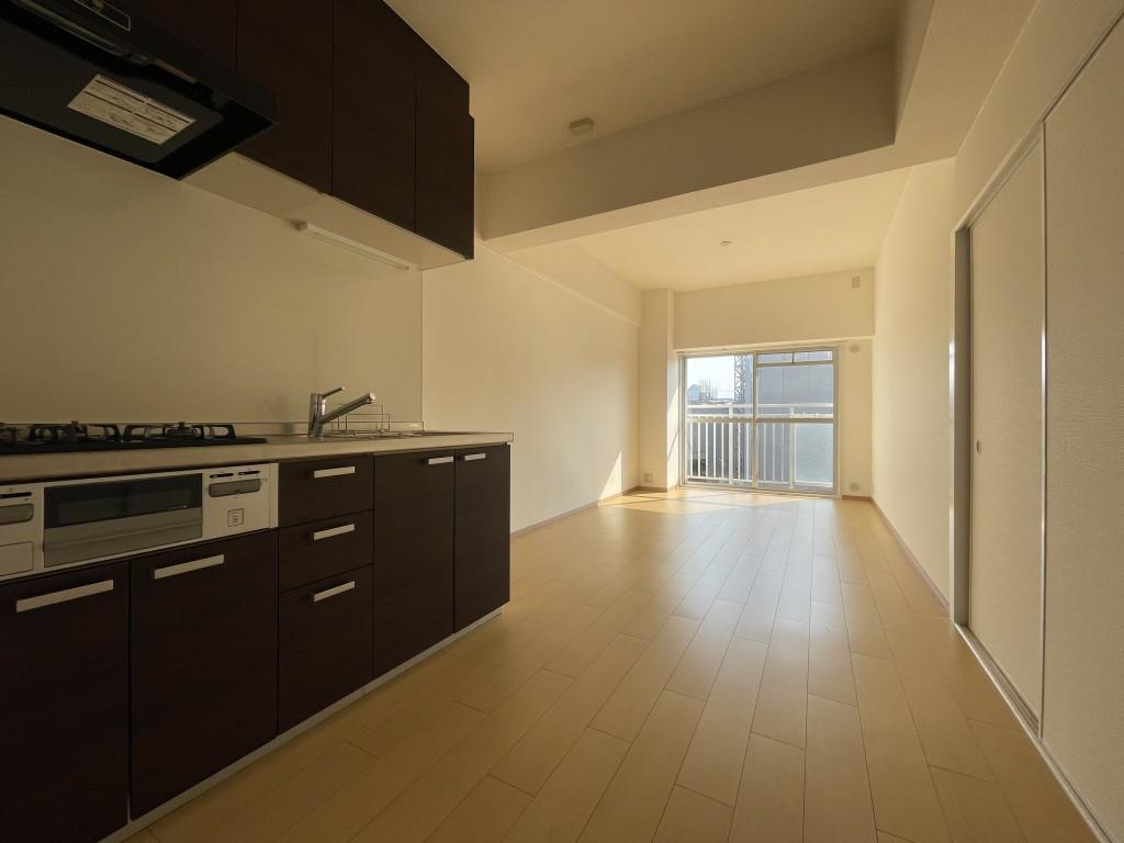 クローバーハイツ市岡 リビング