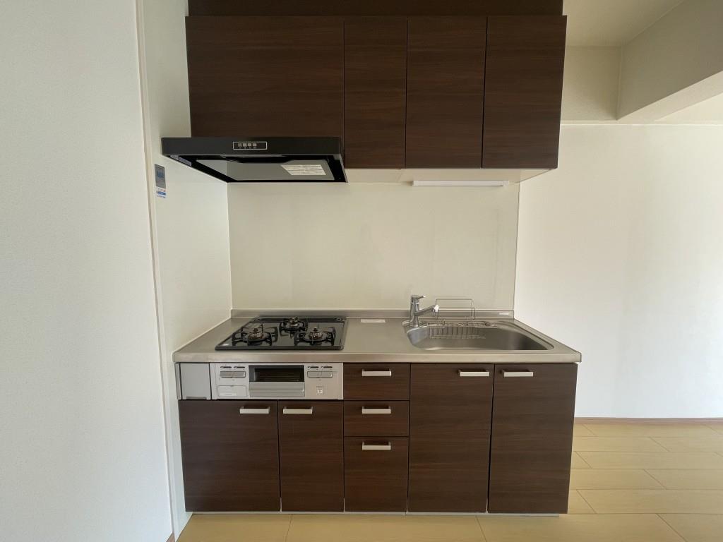 クローバーハイツ市岡 キッチン