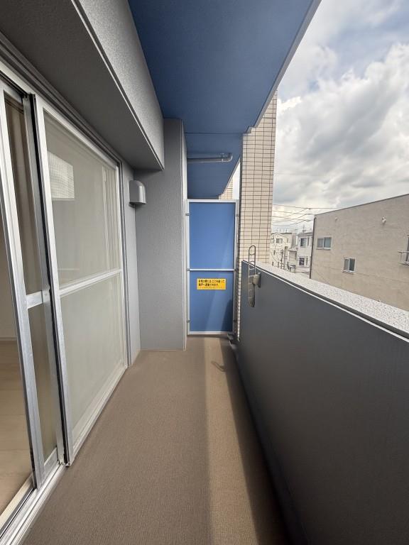 シェリール エヴァン ベランダ