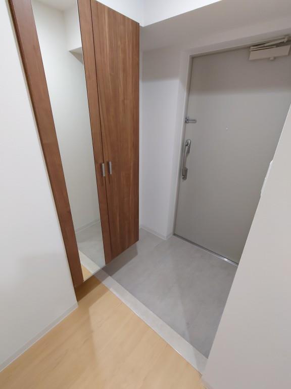 パークゲート栄白川 玄関