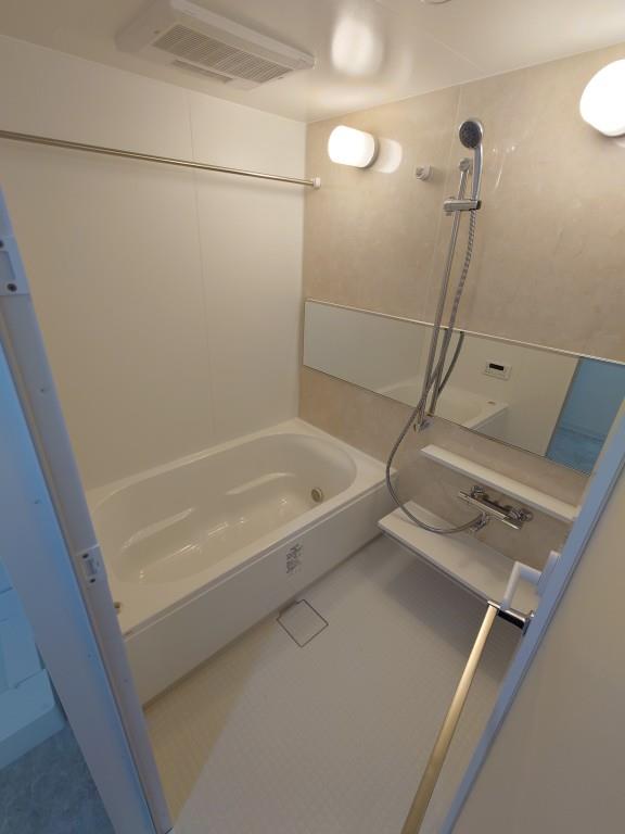 リアレクト白壁 風呂画像