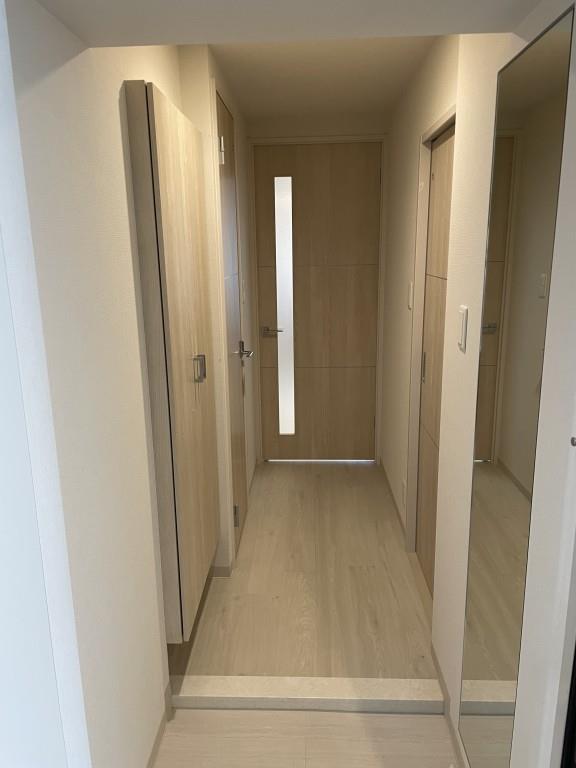 クロスフロント十二所線 玄関