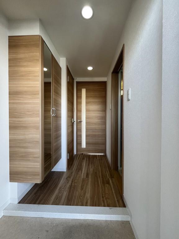 ハーヴェスト江坂 玄関