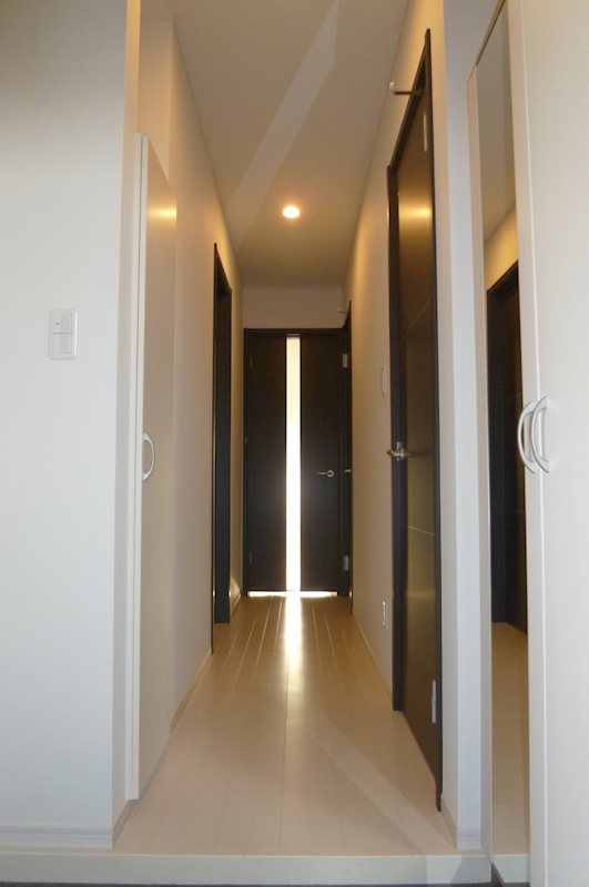 ヴィラ　プロニティ 玄関