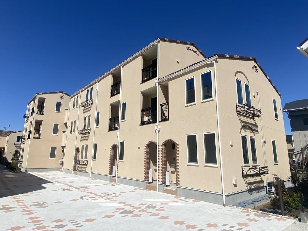 mi patio B棟 外観写真