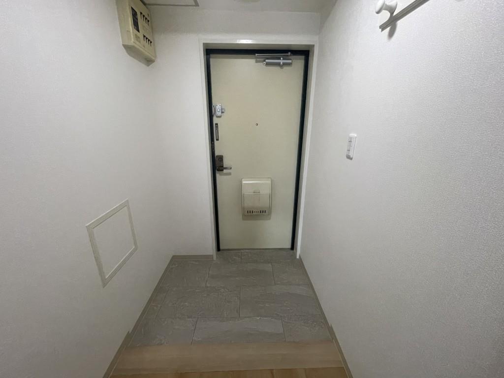 グレイスコート上本町 玄関