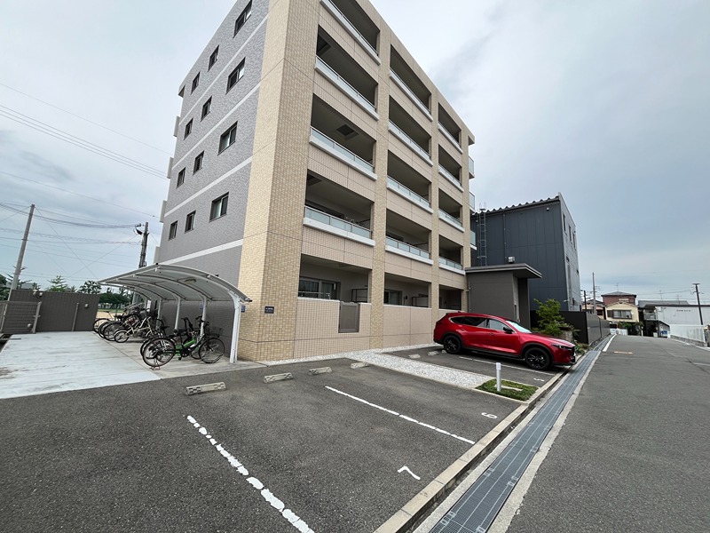 セレーナ 外観写真