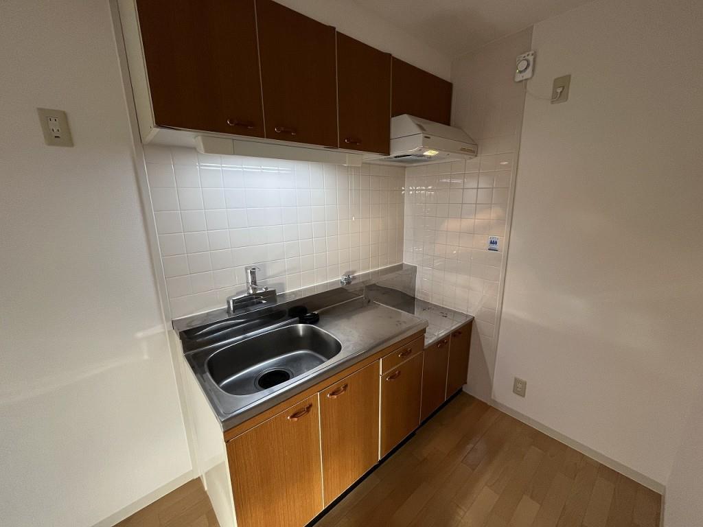 エステートサカイ キッチン