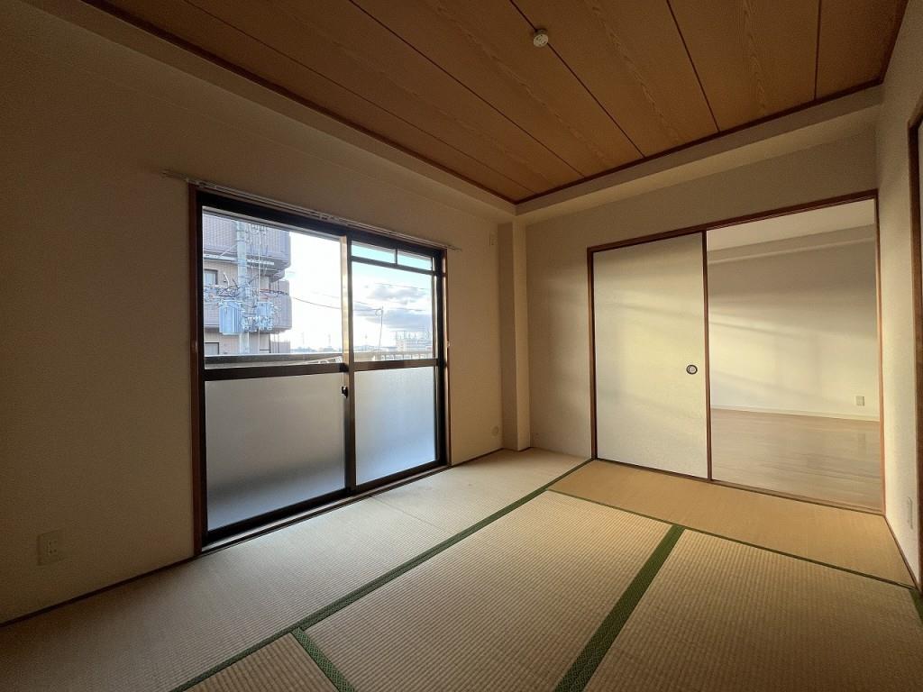 エステートサカイ ベッドルーム