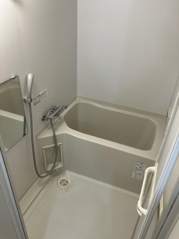 ハンプデンコート 風呂画像