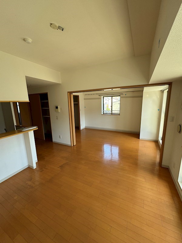 アヴェニーユ壱番館 リビング