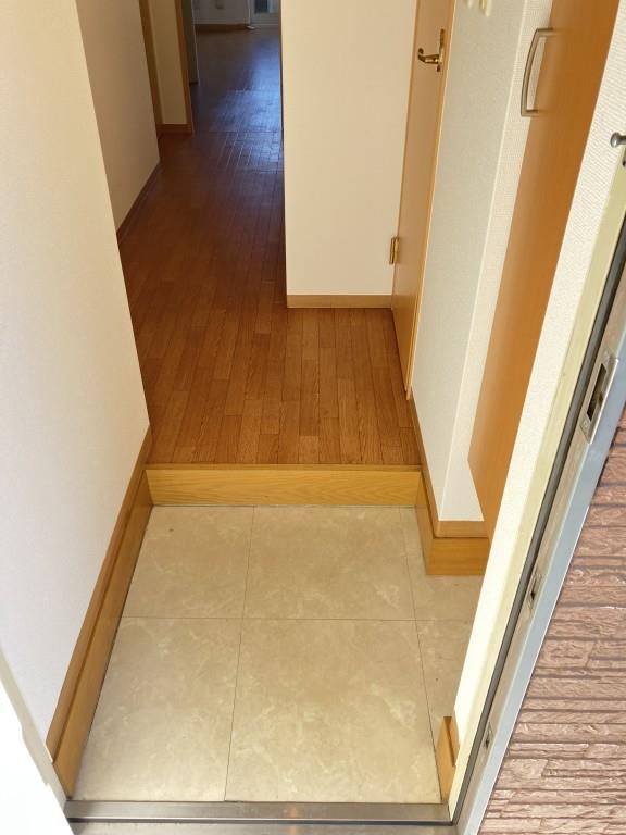 エステリオK 玄関