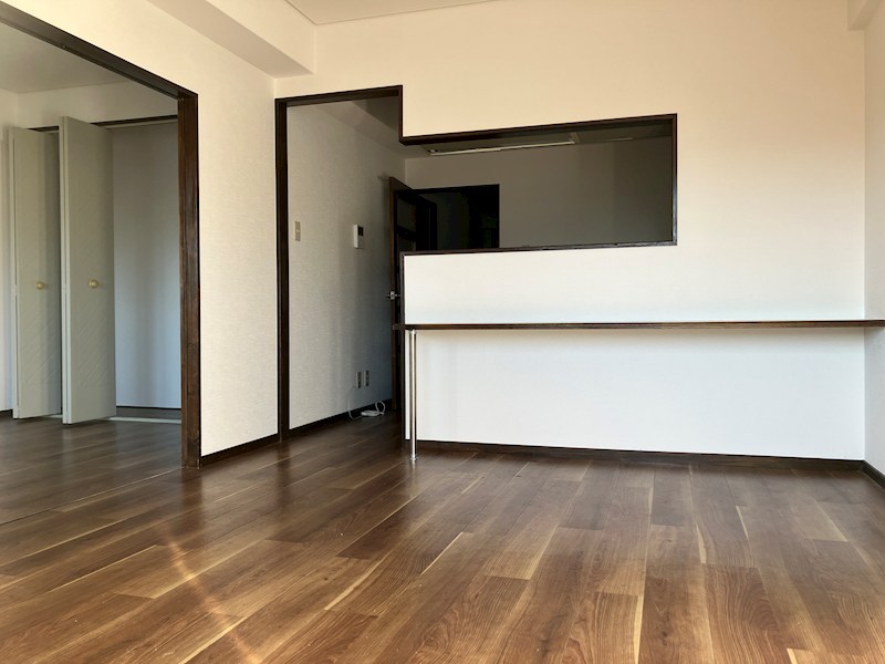 ツカサロイヤルハイツ瓢箪山 リビング