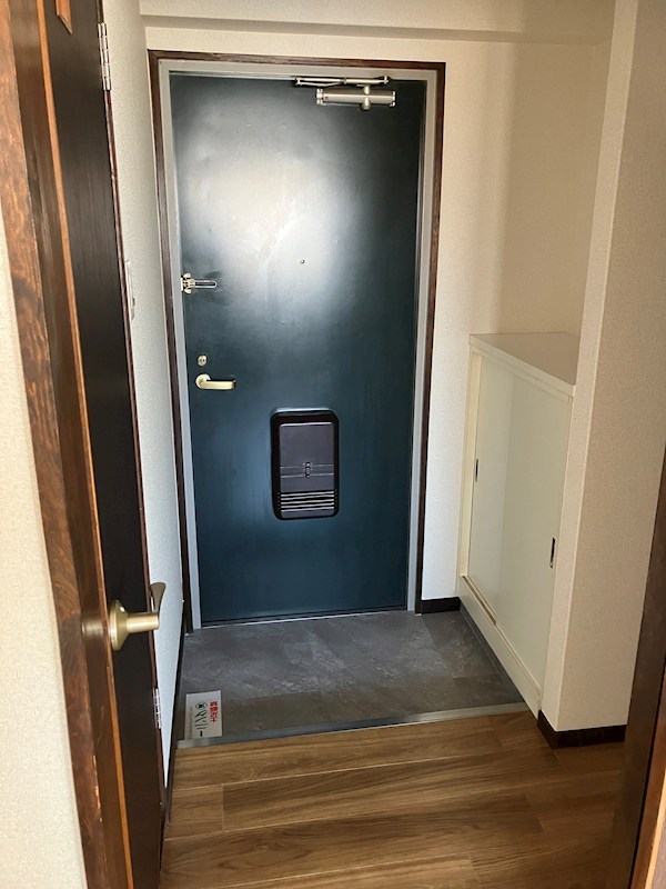 ツカサロイヤルハイツ瓢箪山 玄関