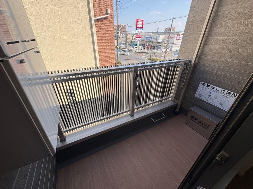 Morris芝 ベランダ