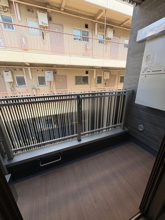 Morris芝 ベランダ