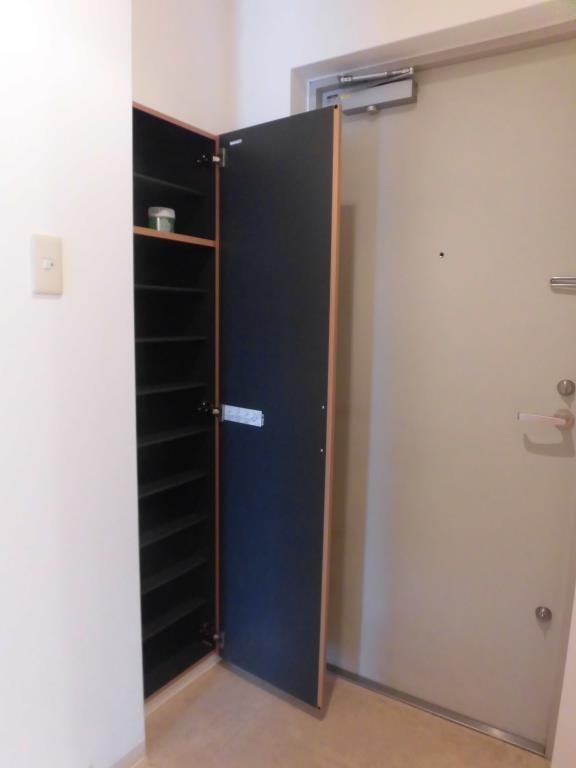 グレイスフォンティーヌ 玄関