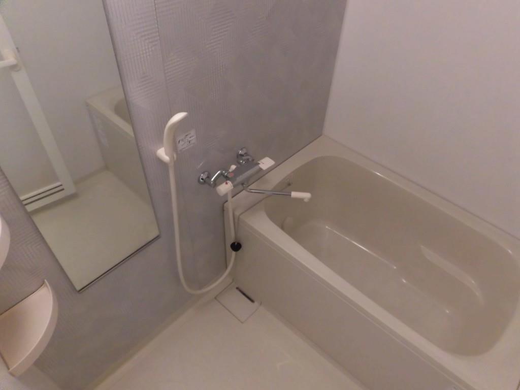 グランシャリオ江坂 風呂画像