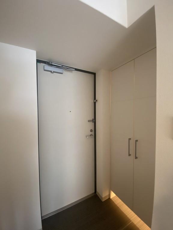 トレヴァンス梅田 玄関