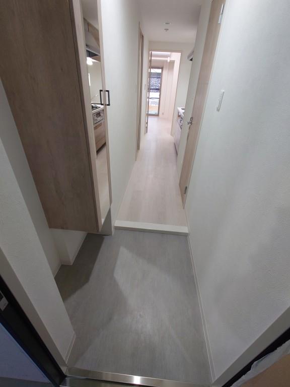 ラ・プレス新栄 玄関