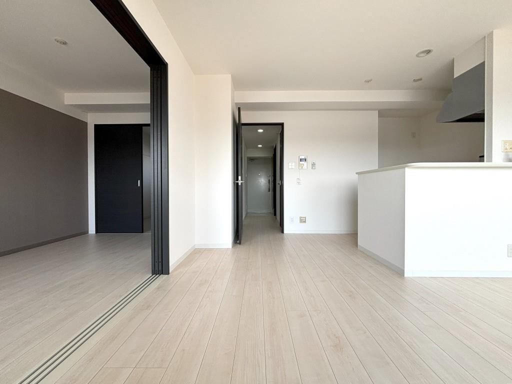 ホワイトアゲート博多 リビング