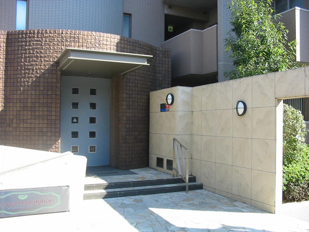 コンフォールアビタシオン リビング