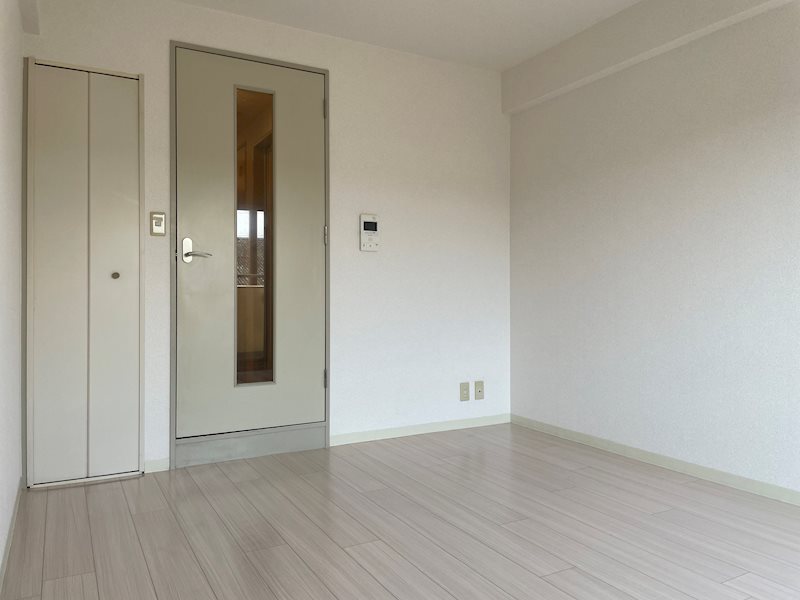 イスタナフセ リビング