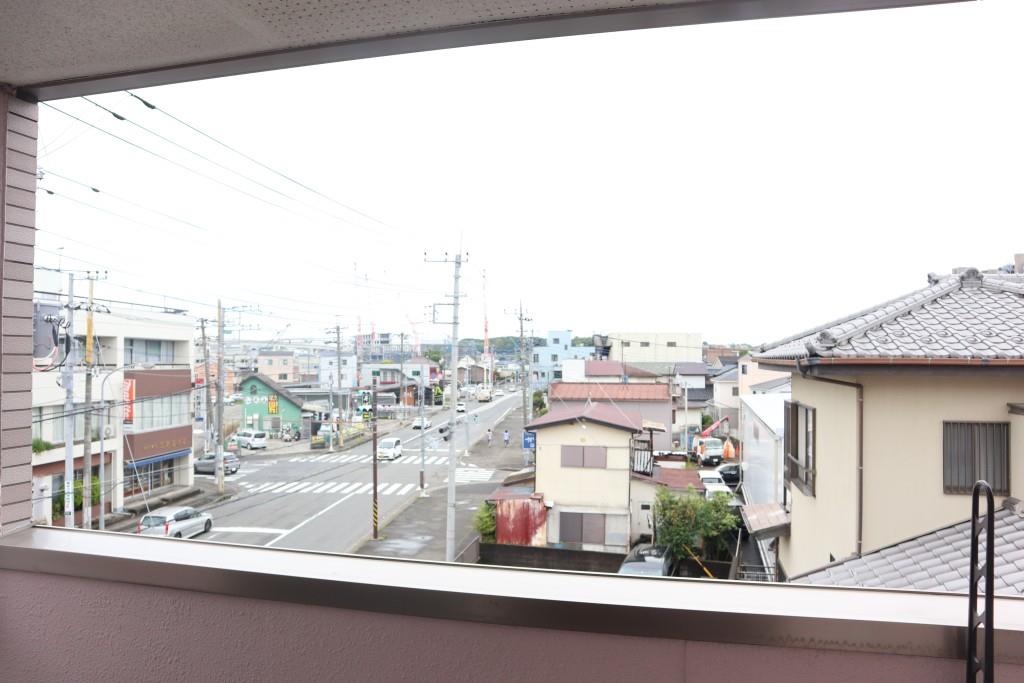 イースト・ワン その他1