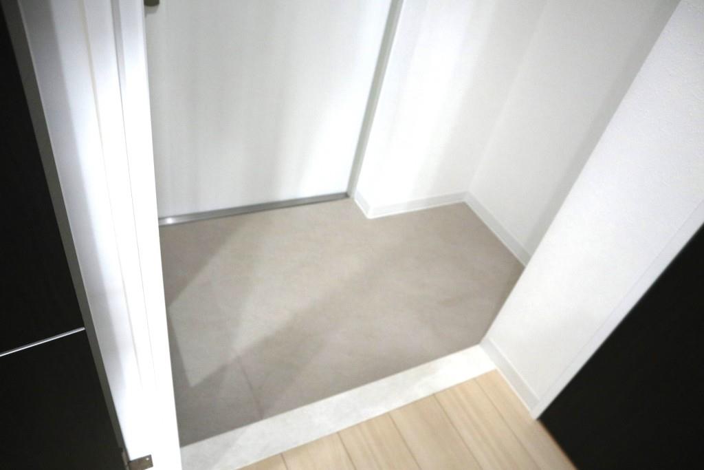 フルール天神 玄関