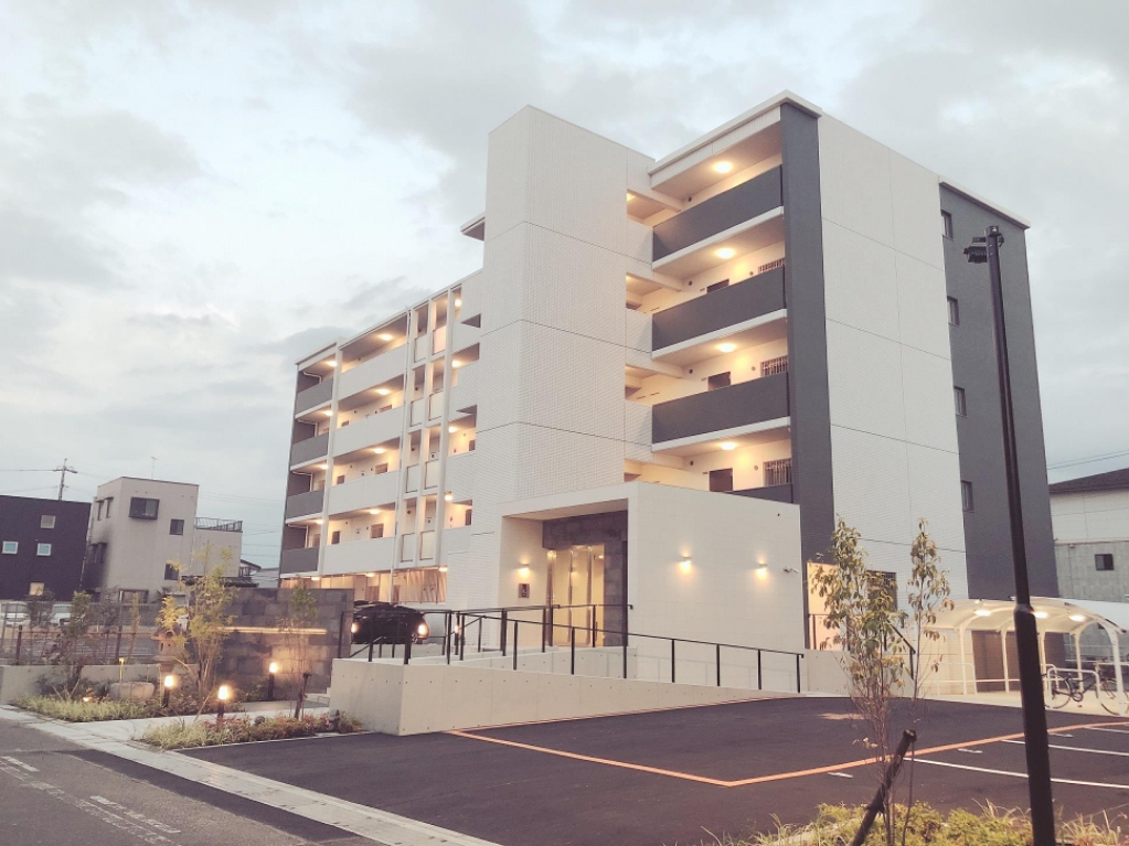 カンフリエ寿 外観写真