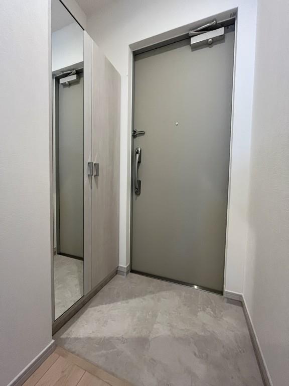 シャルム・ノール浜町 玄関