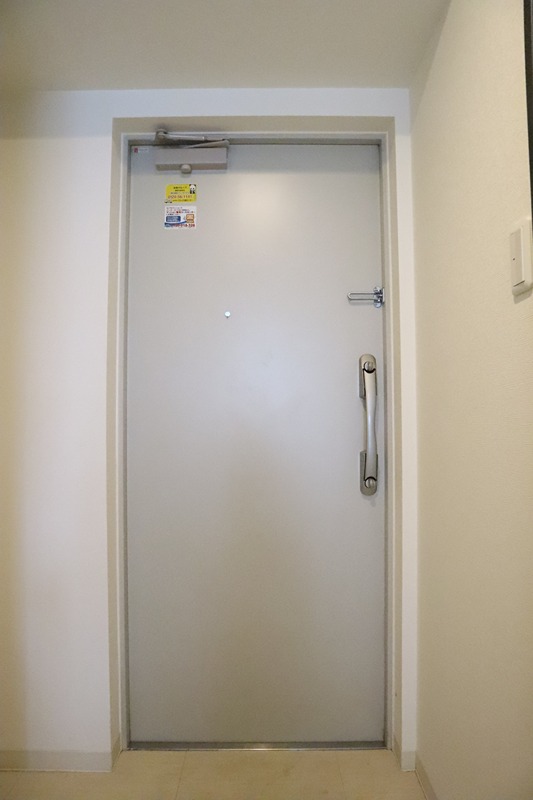 グランシャリオ(関目) 玄関