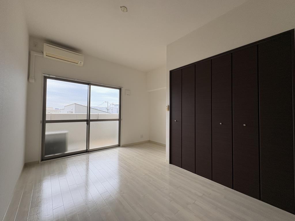 Art Pension高井田 ベッドルーム