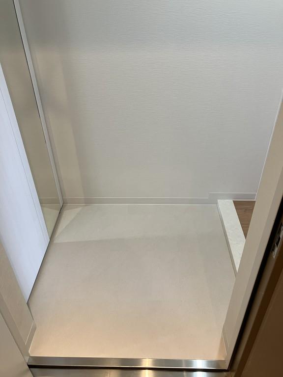 トーラス箱崎 玄関