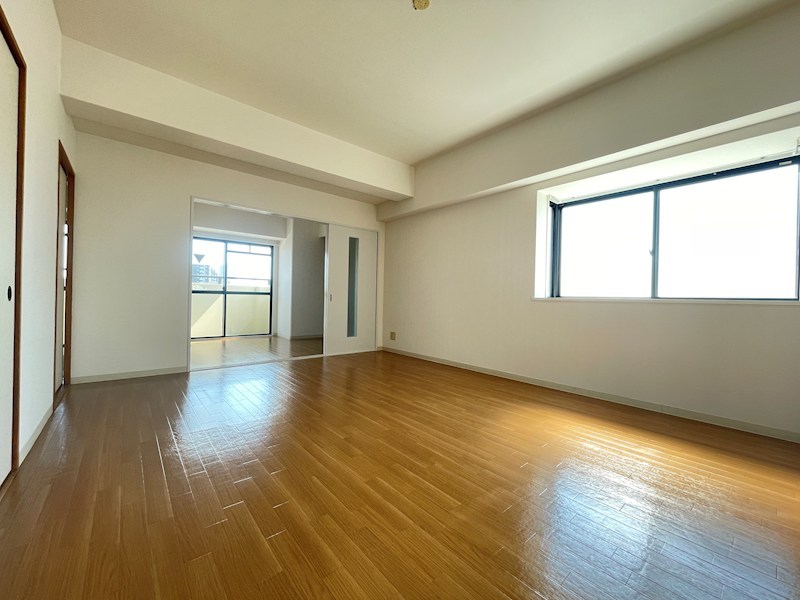 メゾン菱江 リビング