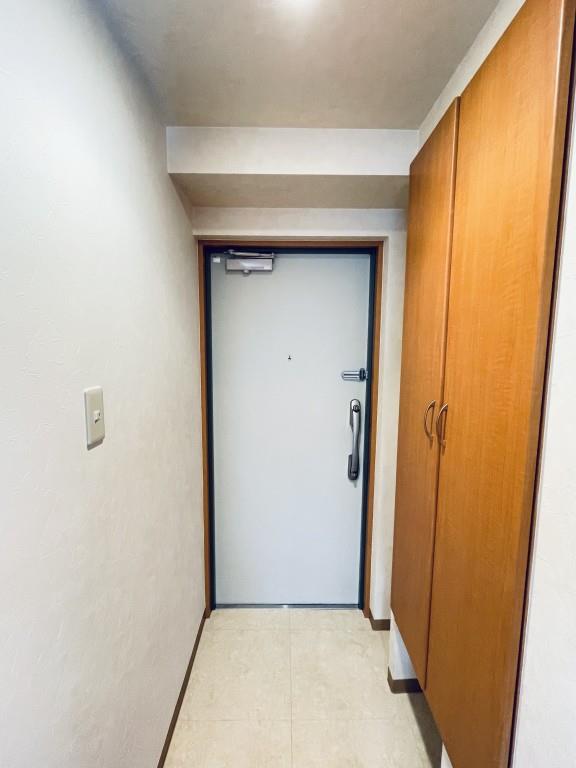 フェイム イッサ 玄関