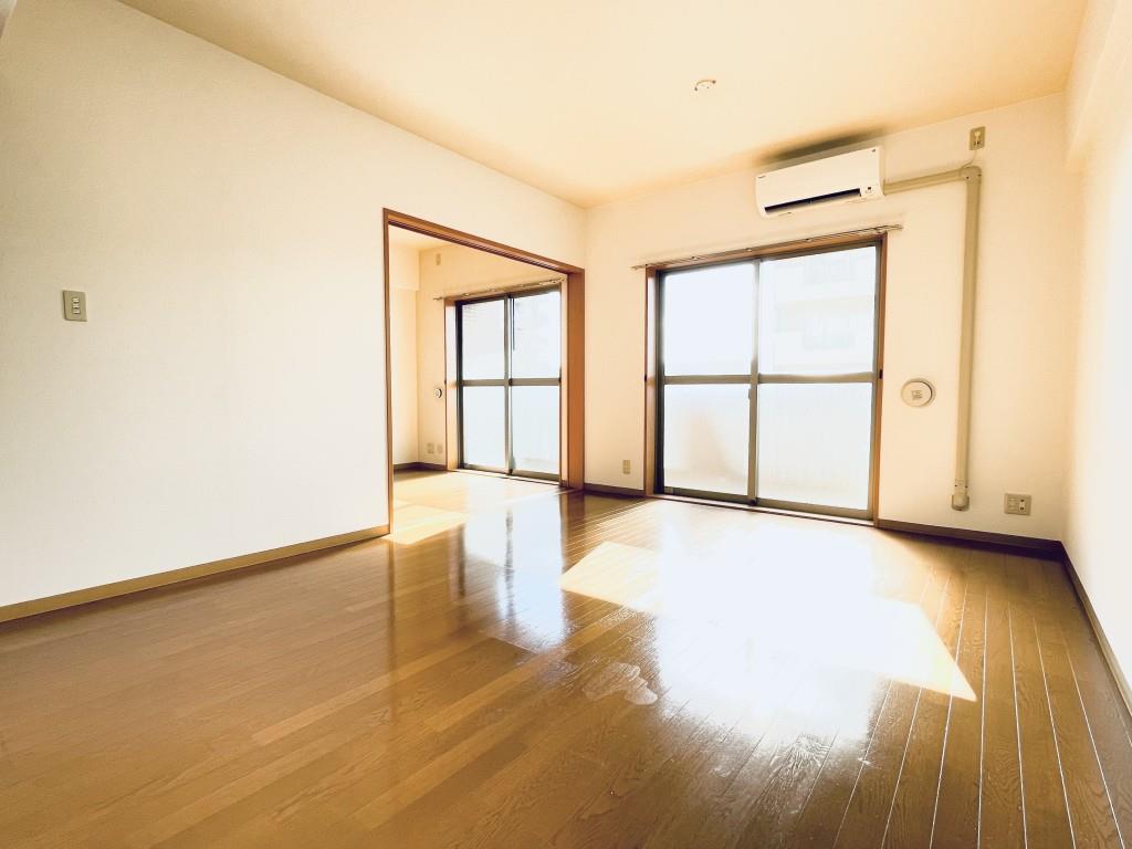 フェイム イッサ リビング