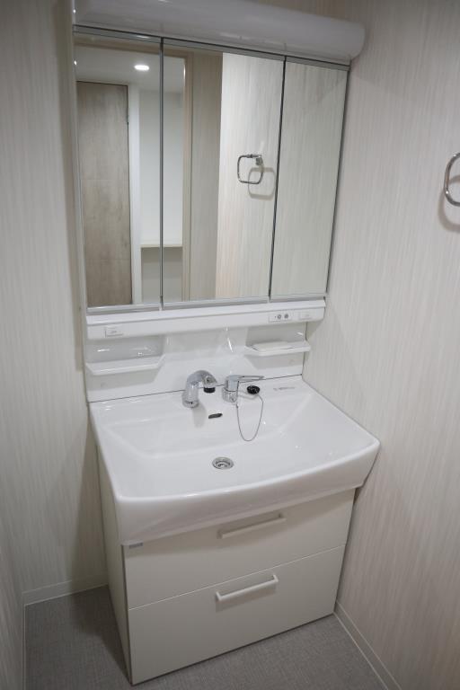 ドゥ バーグ渡辺通 その他2