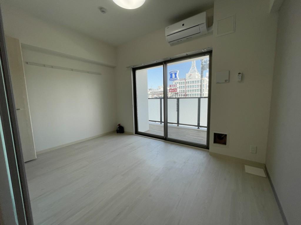 クロスフロント十二所線 ベッドルーム