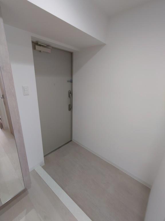 ルフレイユ 泉 久屋大通公園 玄関