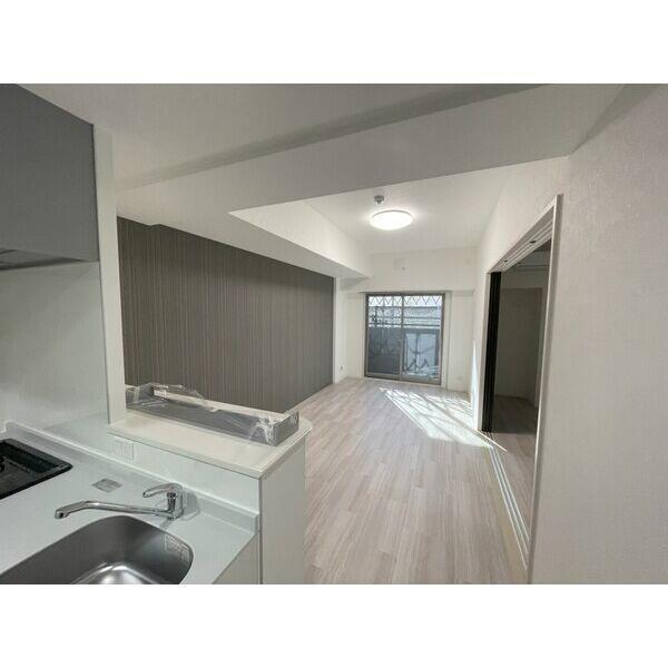 パナケイア フジエ リビング