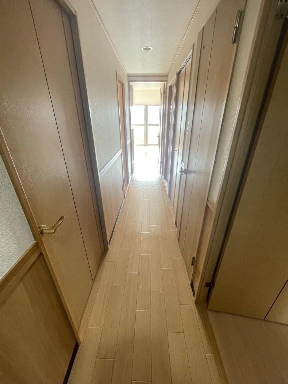 ファミーユ2002 玄関