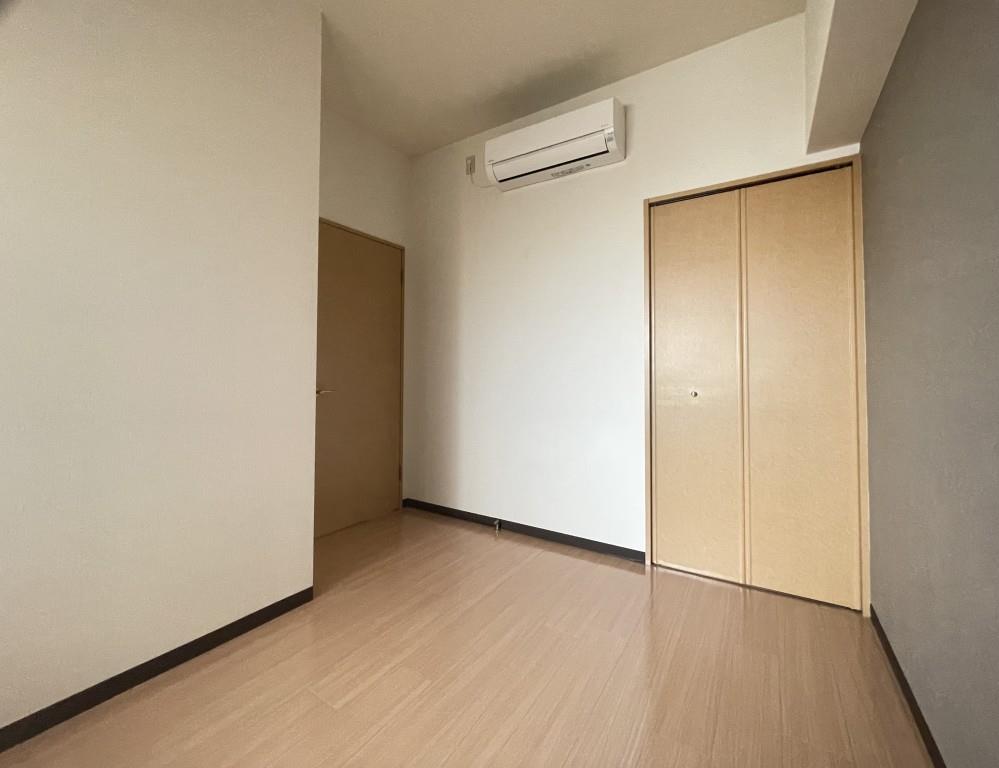 ファミーユ2002 ベッドルーム