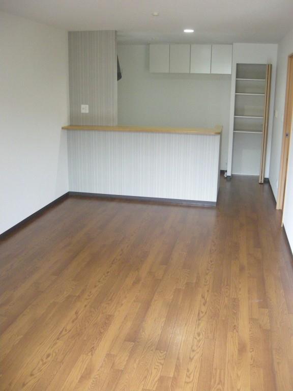 チェリーカーサ2番館 リビング