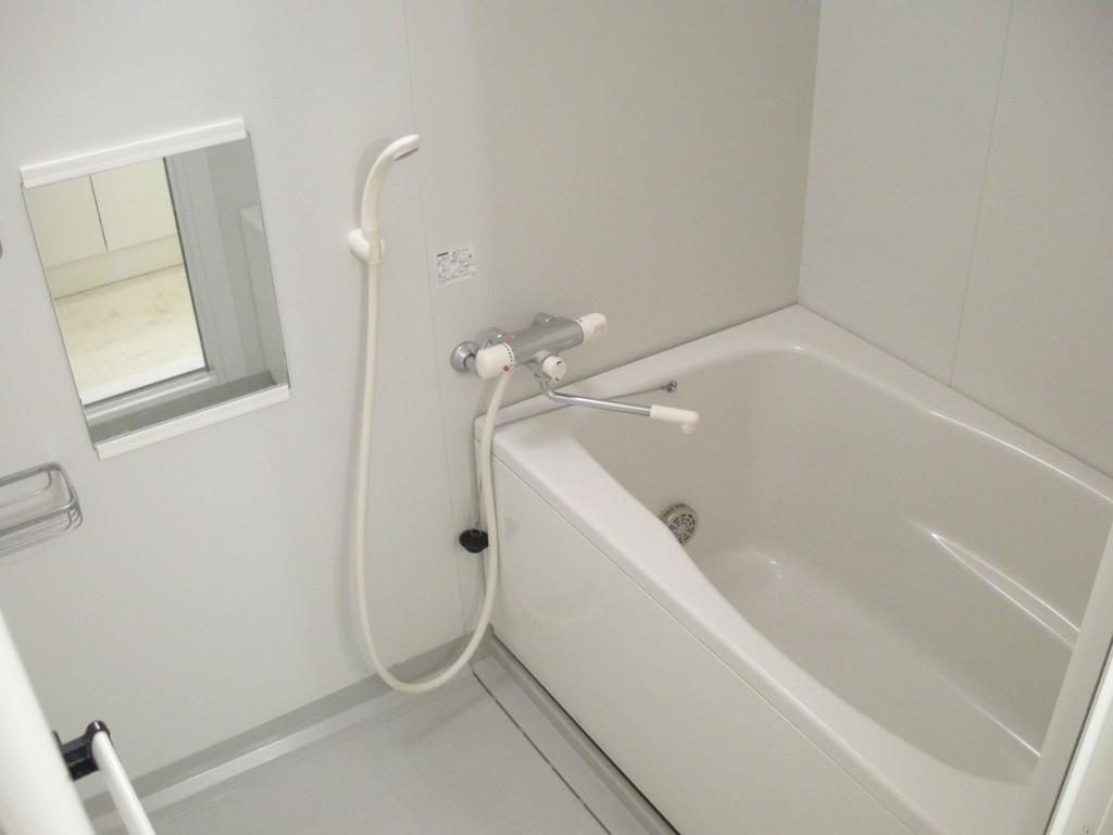 チェリーカーサ2番館 風呂画像