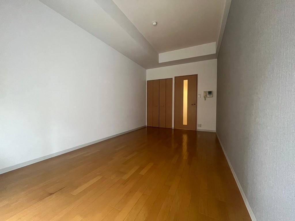 アーバンコンフォート堀江 リビング